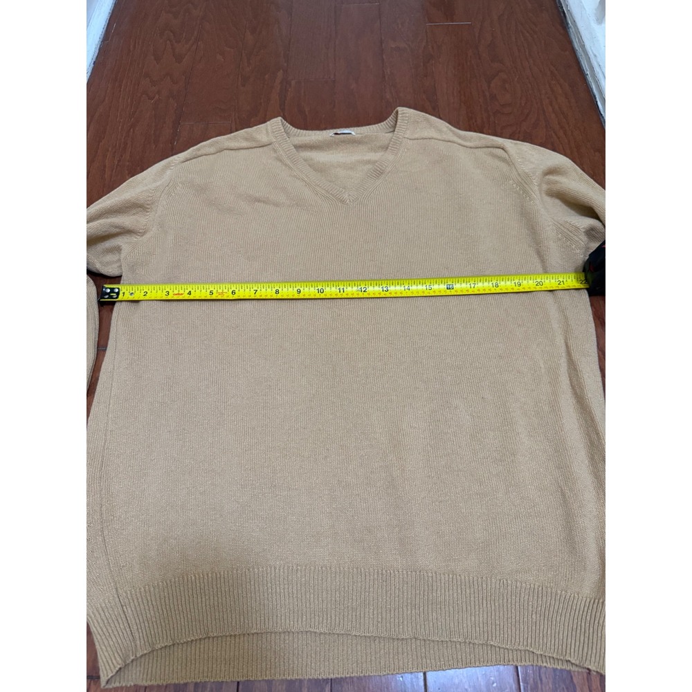 Neiman Marcus Mens Tan 100% Cashmere V-Neck Sweater Made in Scotland L vintage - Picture 5 of 7